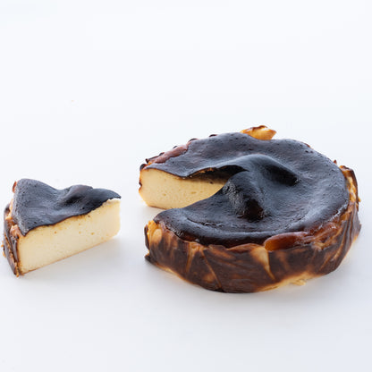 KOMERU 米粉の甘酒バスクチーズケーキ